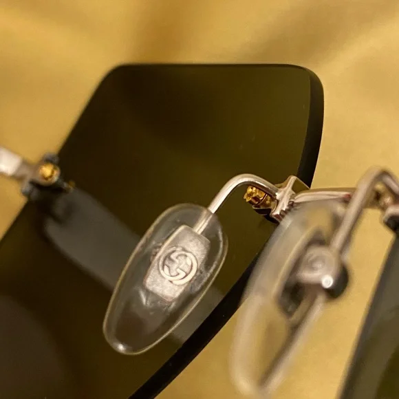 Gucci Square Sunglasses - Picture 6 of 8